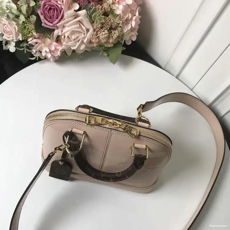 Fashionreps Bags 19T1L0244 LV 0725